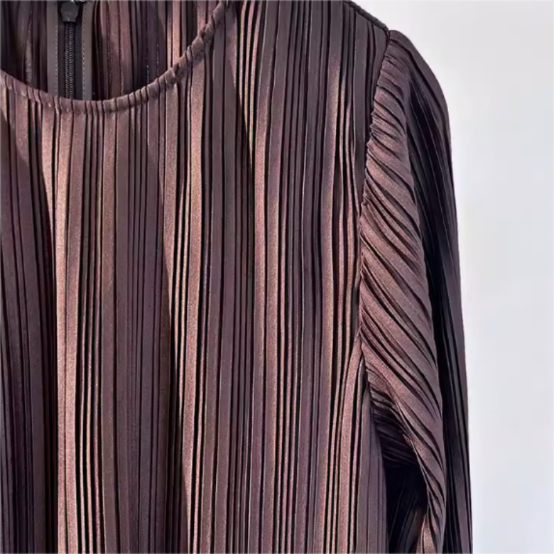 Elvi™ – Robe Élégante à Manches Évasées